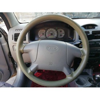 kia rio del año 2000