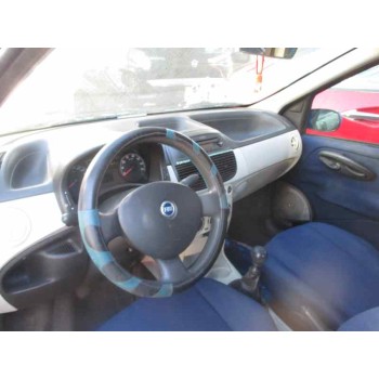 fiat punto berlina (188) del año 2005