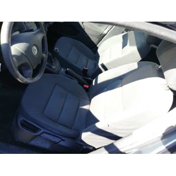 skoda octavia berlina (1z3) del año 2004