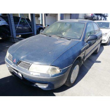 mitsubishi carisma berlina 5 (da0) del año 2000