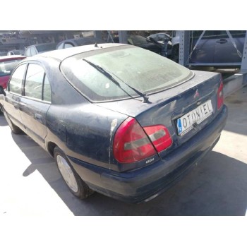 mitsubishi carisma berlina 5 (da0) del año 2000