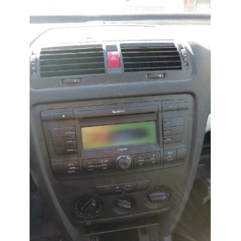 skoda octavia berlina (1z3) del año 2004