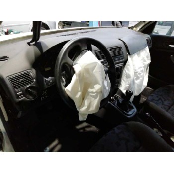 volkswagen golf iv berlina (1j1) del año 1997