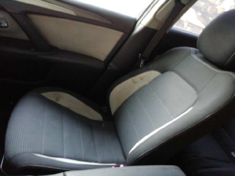 Recambio de asiento delantero derecho para toyota avensis touring sports advance referencia OEM IAM   