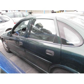 opel vectra b berlina del año 1999