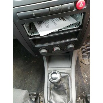 seat ibiza (6l1) del año 2008