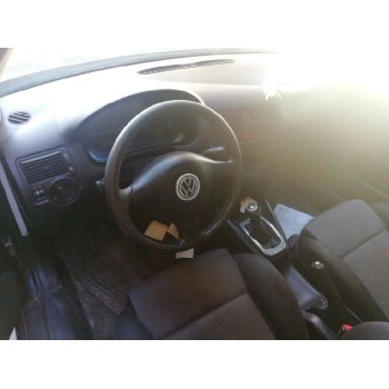 volkswagen golf iv berlina (1j1) del año 2001