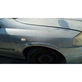 opel astra g berlina del año 2000