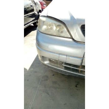 opel astra g berlina del año 2000