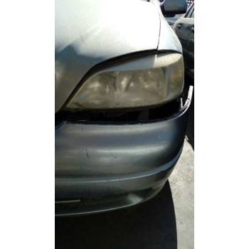 opel astra g berlina del año 2000