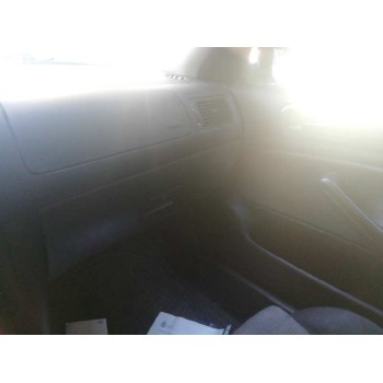 volkswagen golf iv berlina (1j1) del año 2001