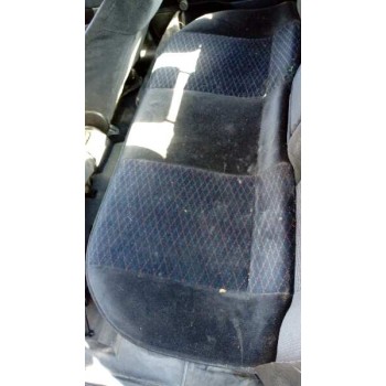 opel astra g berlina del año 2000