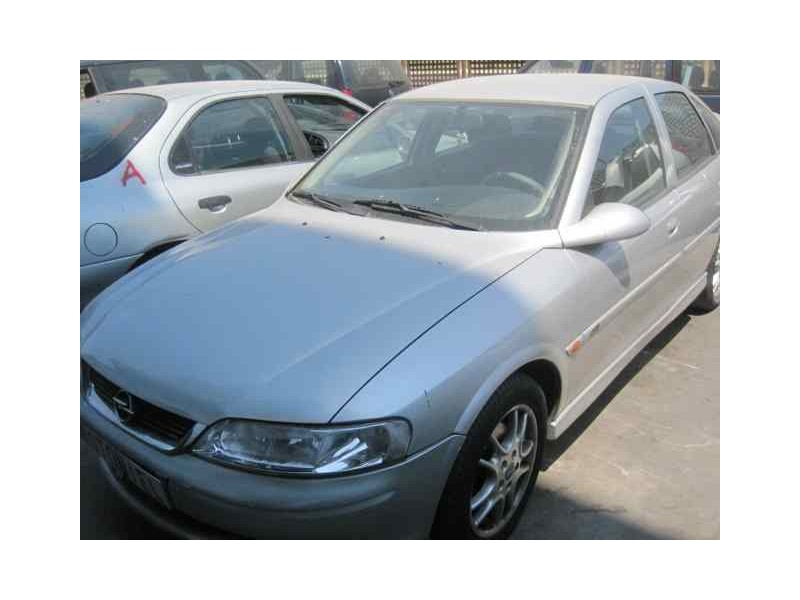 OPEL VECTRA B BERLINA