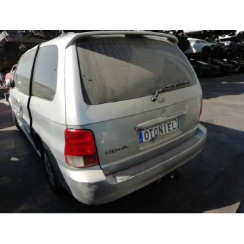 kia carnival ii del año 2002