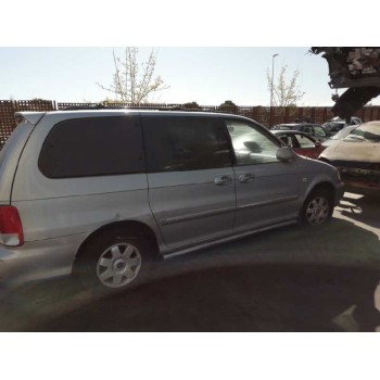 kia carnival ii del año 2002