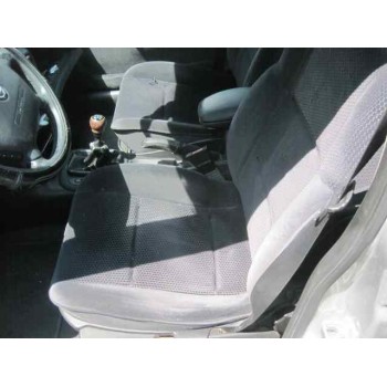 opel vectra b berlina del año 2001