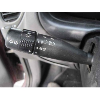 ford fiesta berlina del año 1999