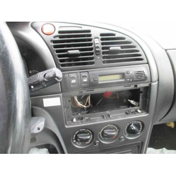 citroën xsara berlina del año 1999