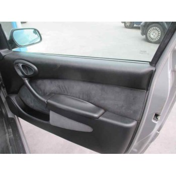 citroën xsara berlina del año 1999