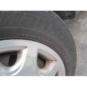 ford fiesta berlina del año 1999