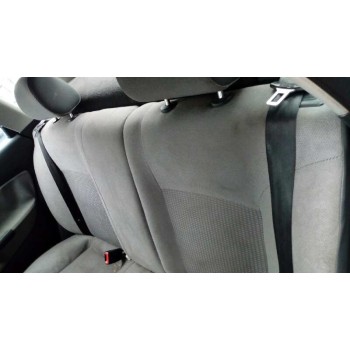 seat ibiza (6l1) del año 2004