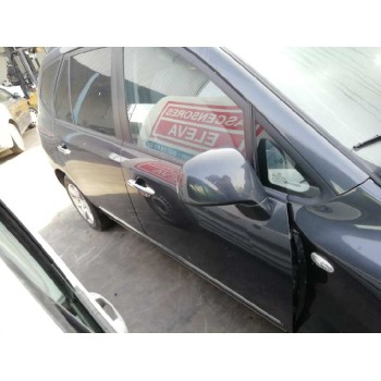 kia carens (un) del año 2010