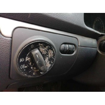 volkswagen golf v berlina (1k1) del año 2004