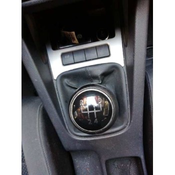 volkswagen golf v berlina (1k1) del año 2004