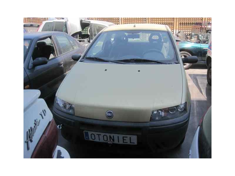 fiat punto berlina (188) del año 2000