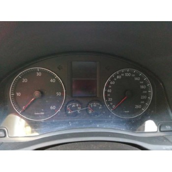 volkswagen golf v berlina (1k1) del año 2004