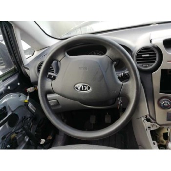 kia carens (un) del año 2010