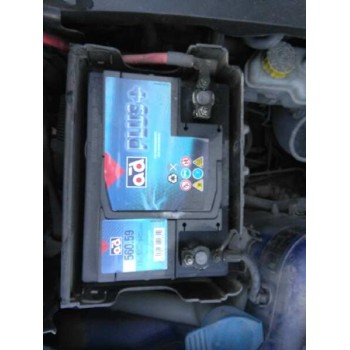 seat ibiza (6l1) del año 2002