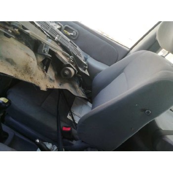 nissan almera tino (v10m) del año 2005