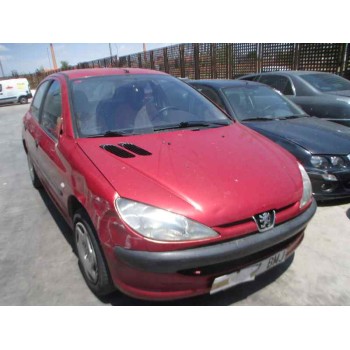peugeot 206 berlina del año 2001