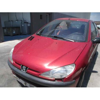 peugeot 206 berlina del año 2001
