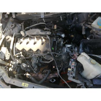 nissan almera tino (v10m) del año 2005