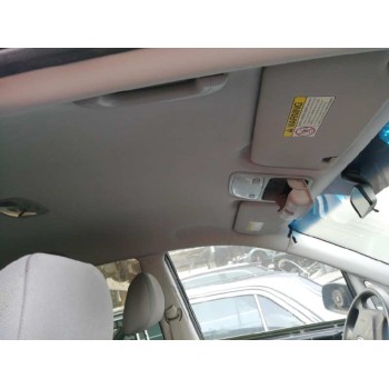 kia carens (un) del año 2010