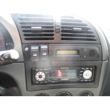 citroën xsara berlina del año 2000