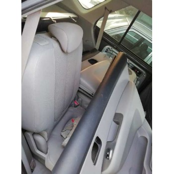 kia carens (un) del año 2010