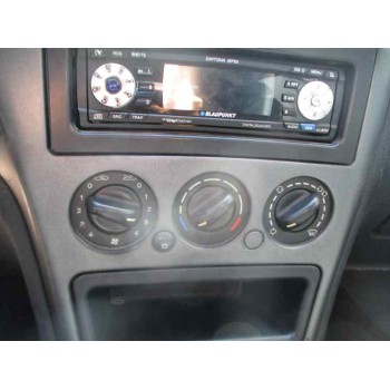 citroën xsara berlina del año 2000