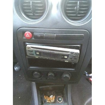 seat ibiza (6l1) del año 2002