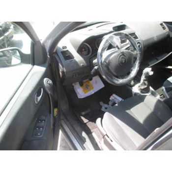 renault megane ii classic berlina del año 2004