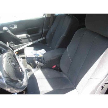 renault megane ii classic berlina del año 2004