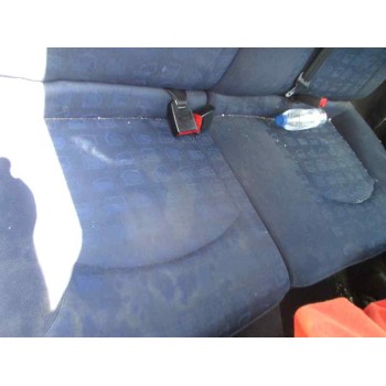 peugeot 206 berlina del año 2001