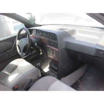 peugeot 206 berlina del año 2001