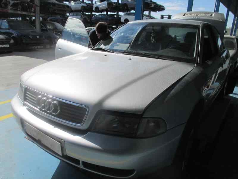 AUDI A4 BERLINA (B5)