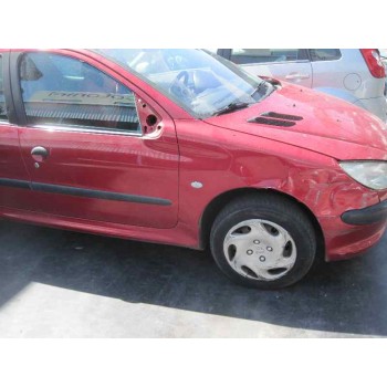 peugeot 206 berlina del año 2001