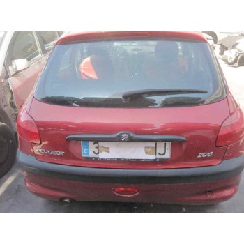 peugeot 206 berlina del año 2001