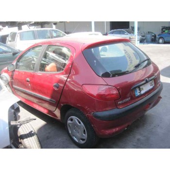 peugeot 206 berlina del año 2001