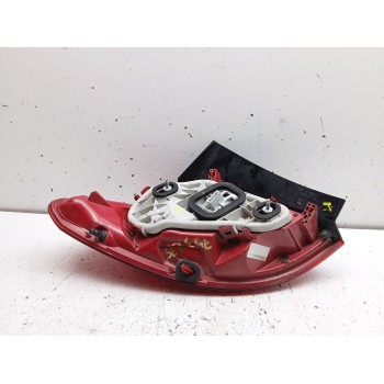 Recambio de piloto trasero derecho para opel meriva b monospace (s10) 1.4 (75) referencia OEM IAM 13307494 21638009 